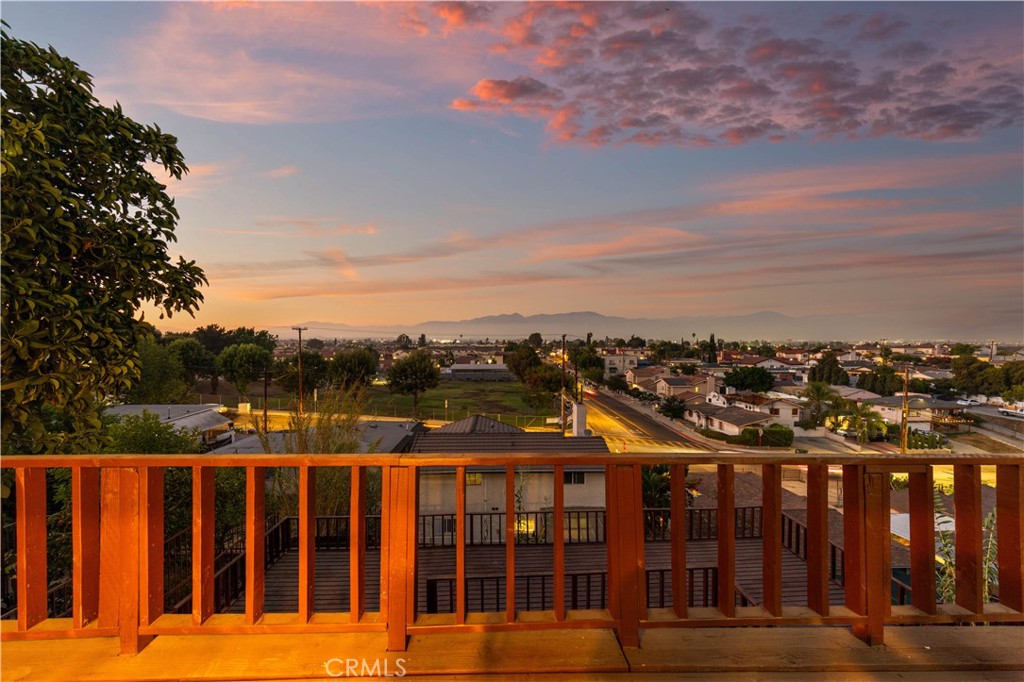 1021 Mooney