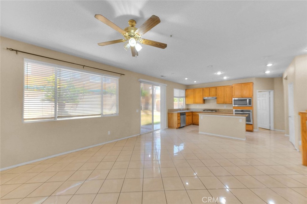 5793 Oakdale Lane