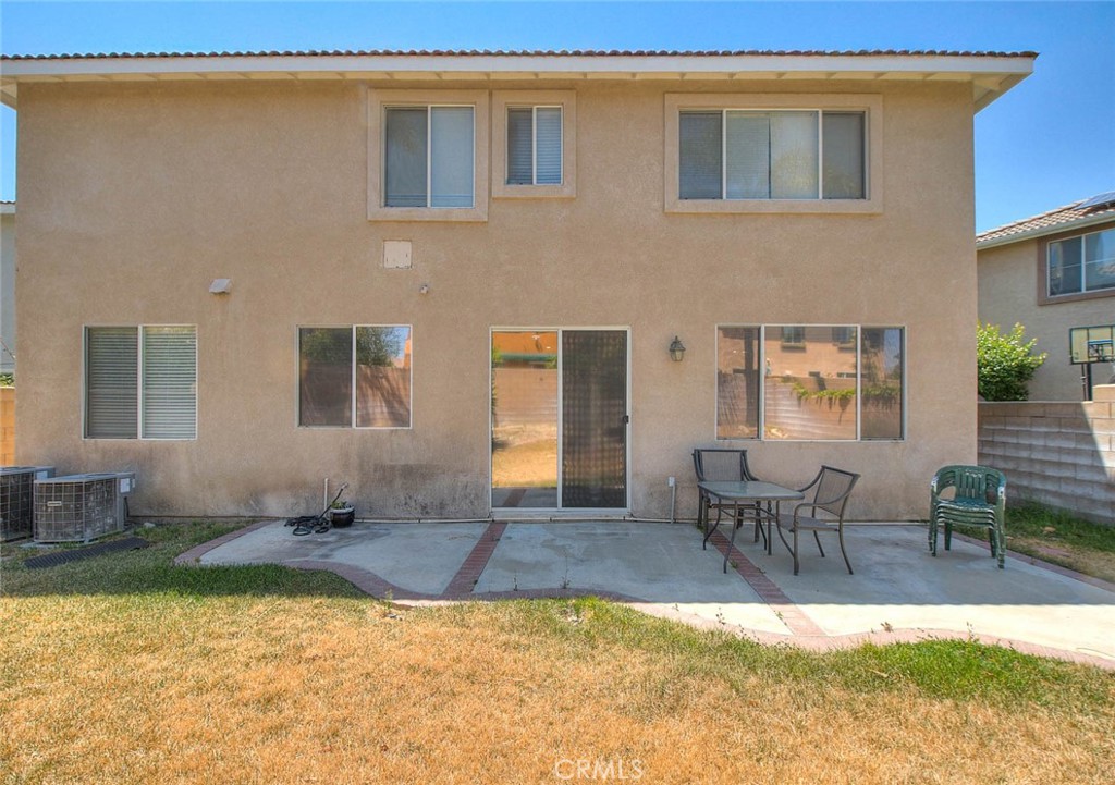 5793 Oakdale Lane