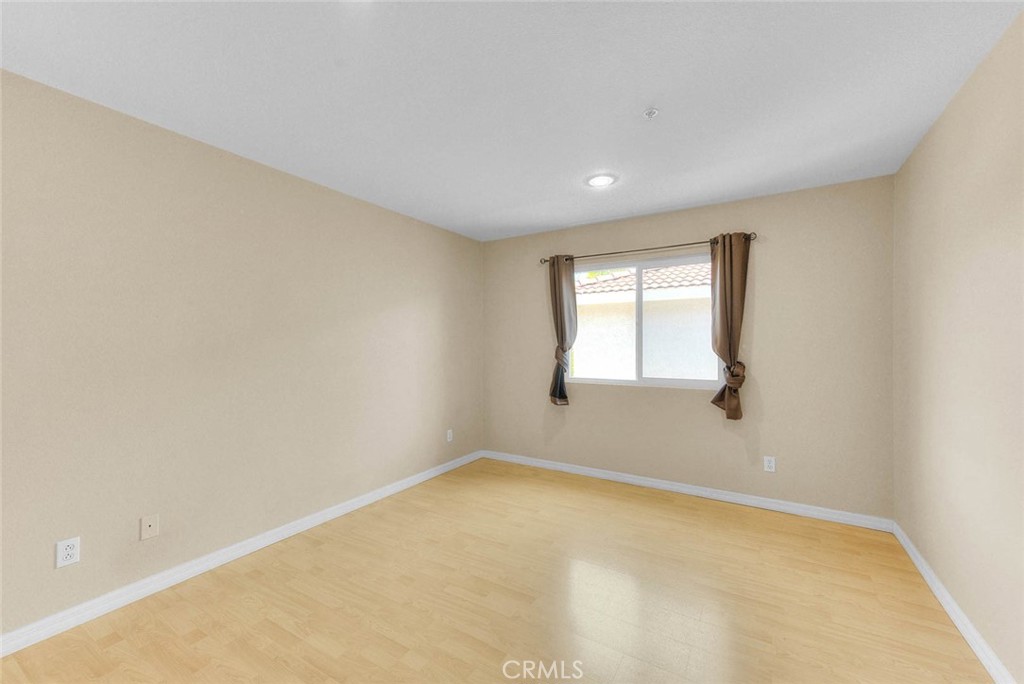 5793 Oakdale Lane