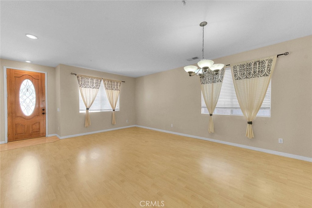 5793 Oakdale Lane