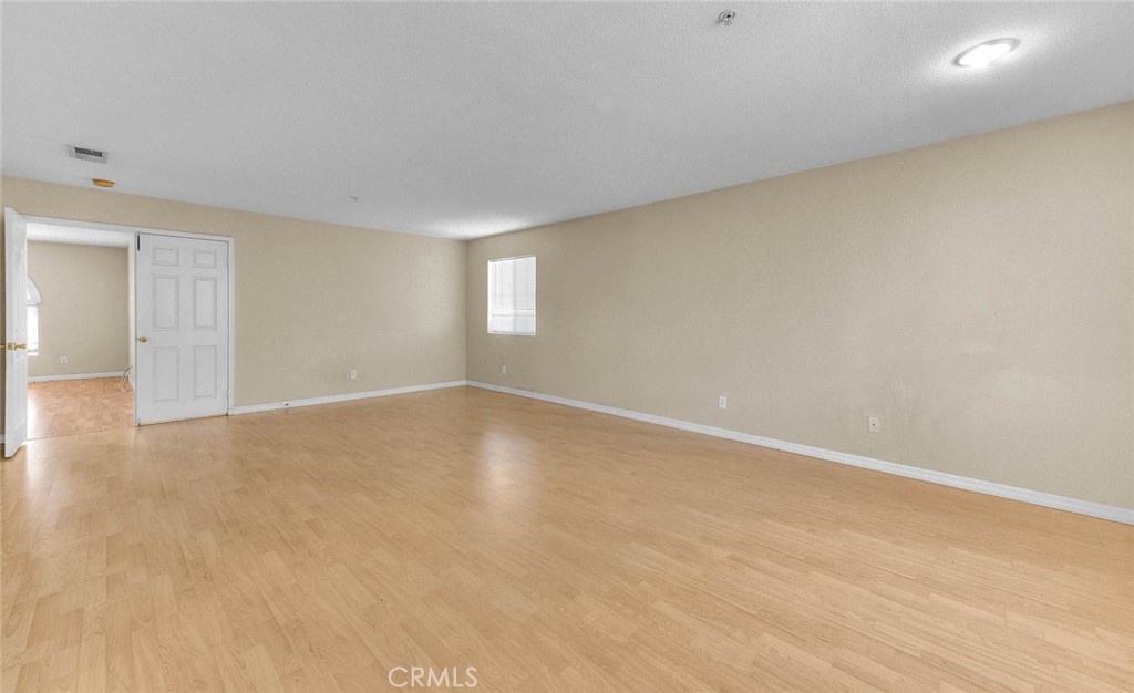 5793 Oakdale Lane