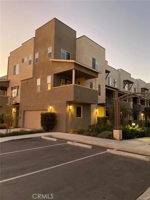 2821 Lily Lane
