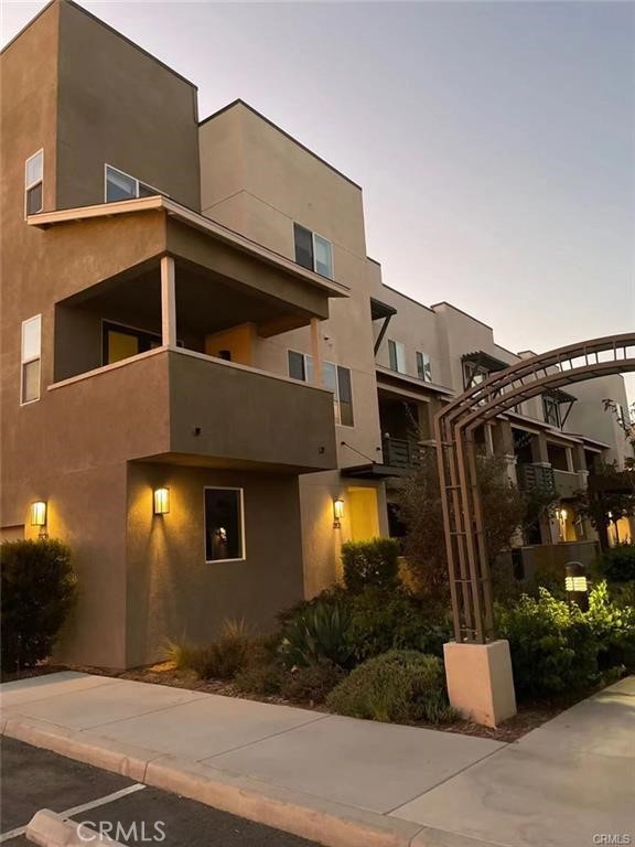2821 Lily Lane