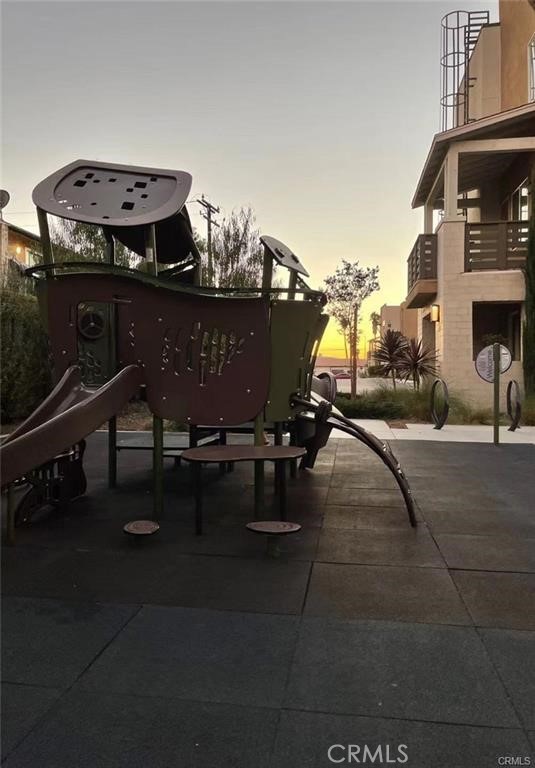 2821 Lily Lane