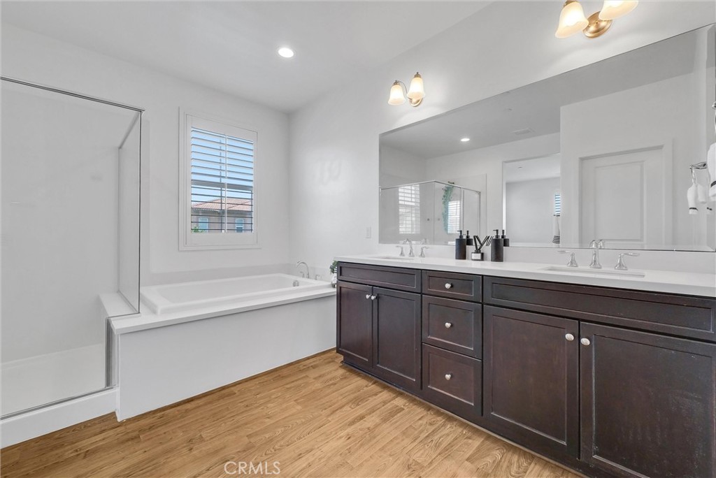 5219 Azul Drive