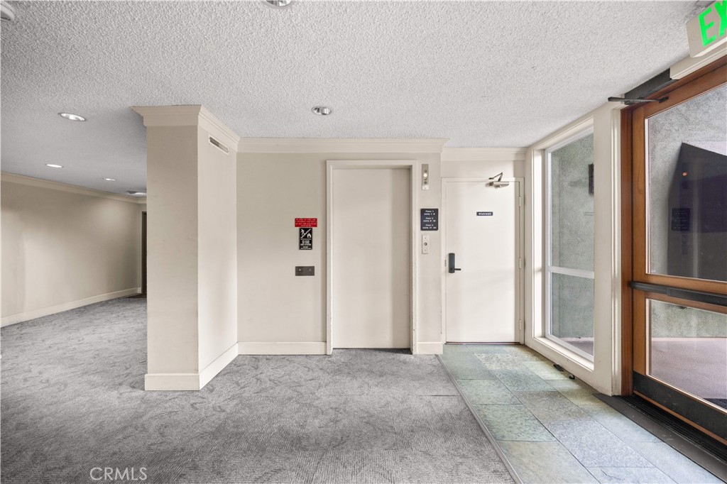 1720 Mission Street 18