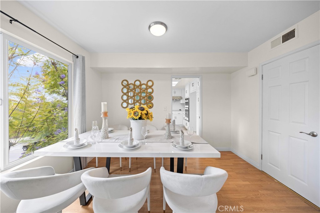 1720 Mission Street 18