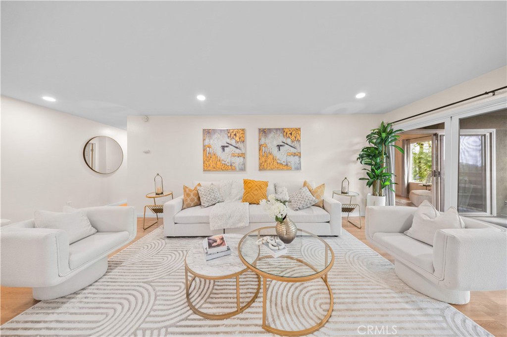 1720 Mission Street 18