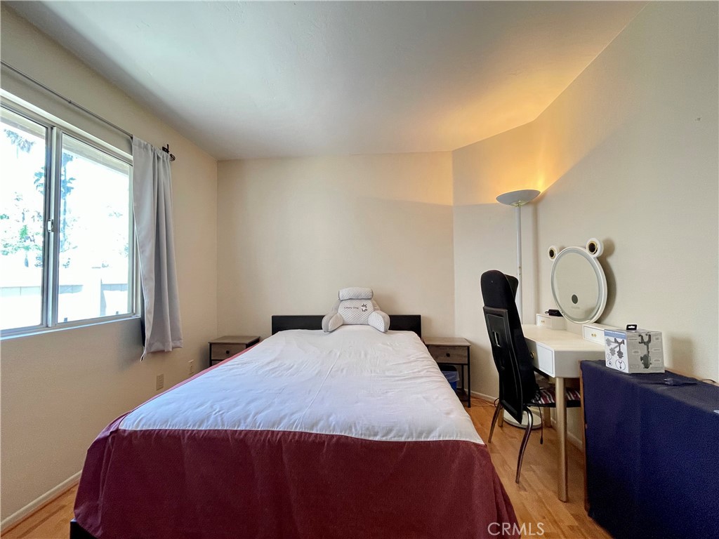 5913 Oakmont