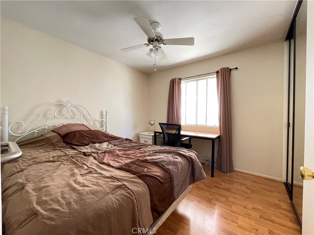 5913 Oakmont