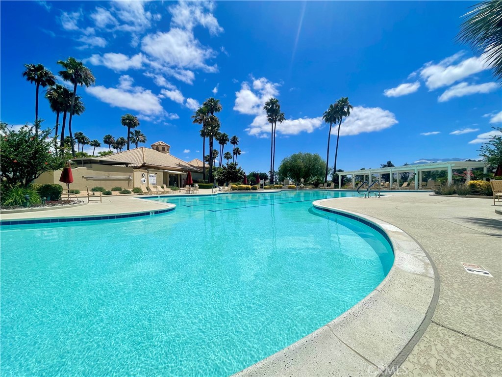 5913 Oakmont