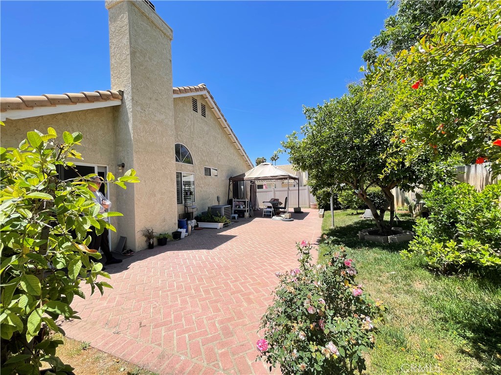 5913 Oakmont