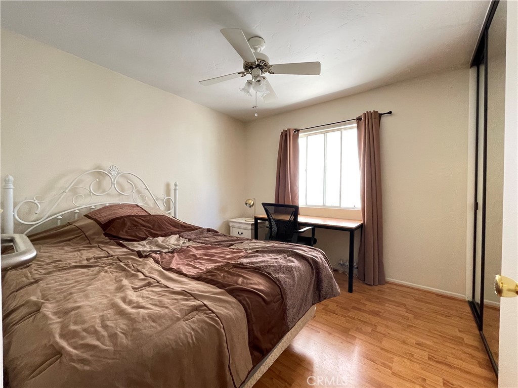 5913 Oakmont