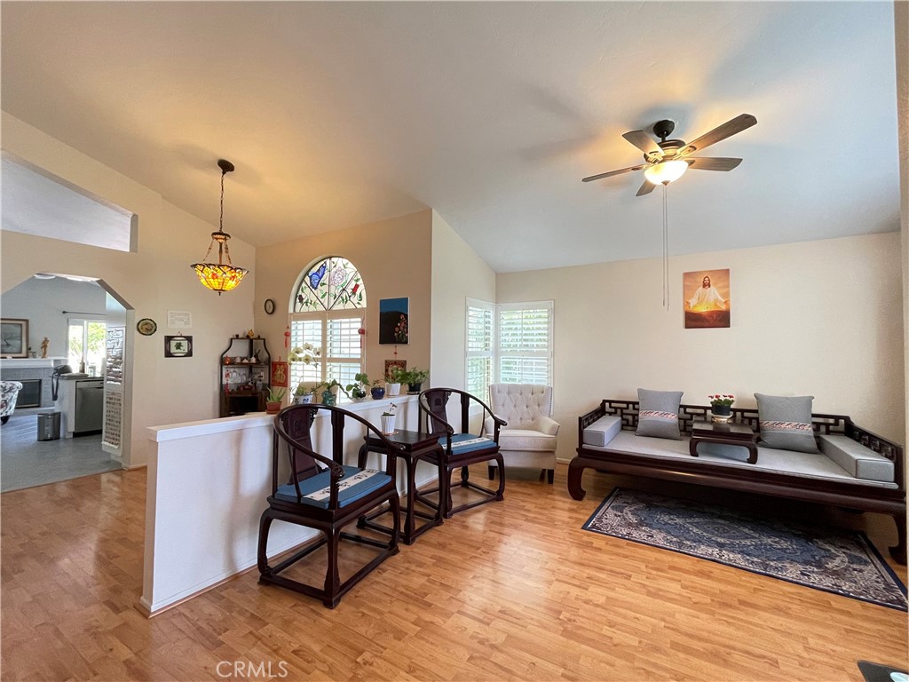 5913 Oakmont