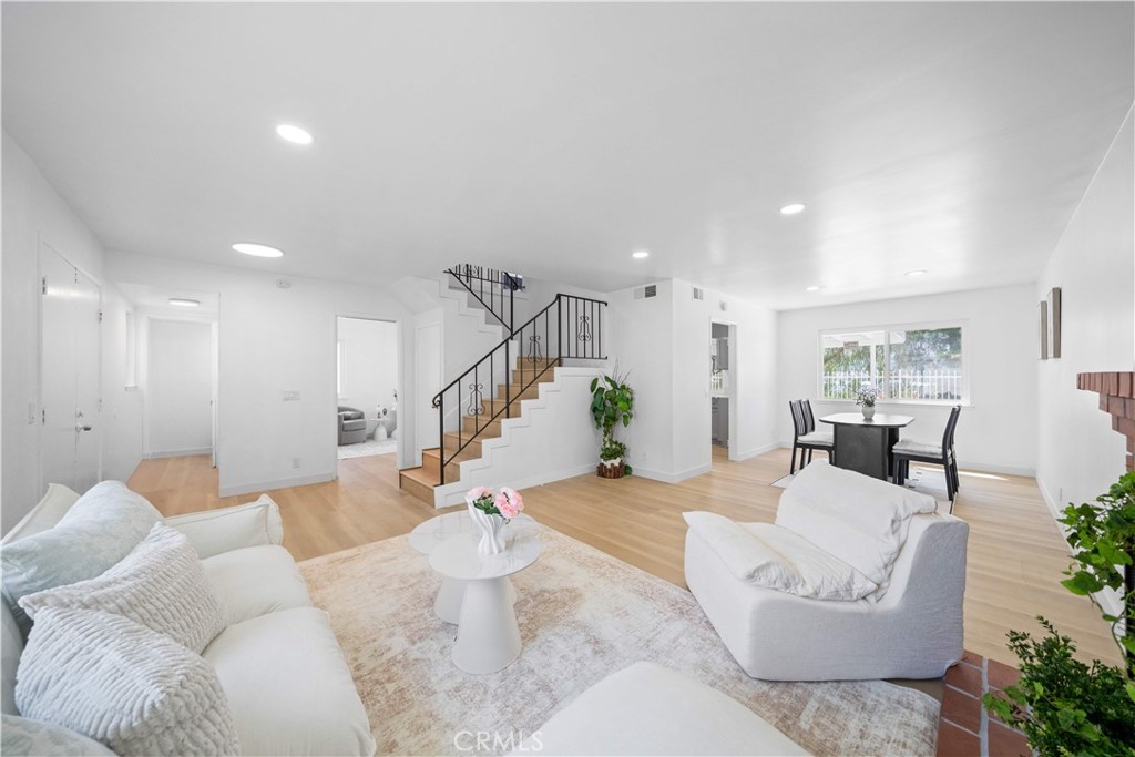 578 Vista Rambla