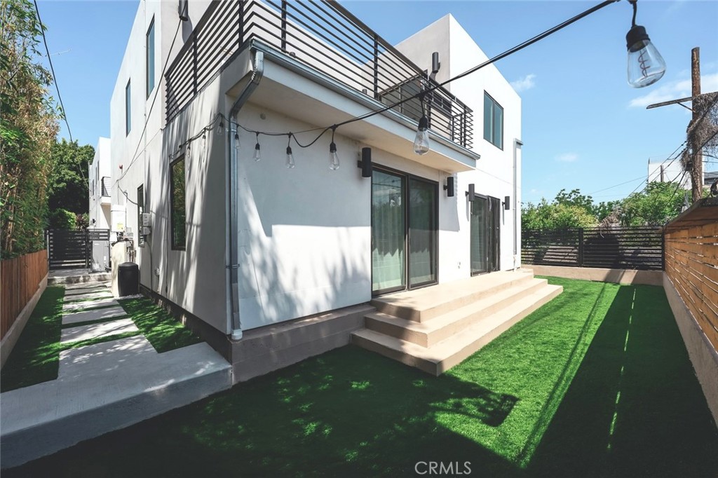 542 N Commonwealth