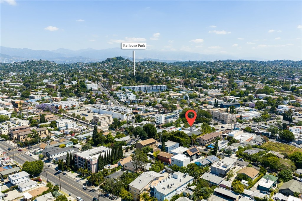 542 N Commonwealth