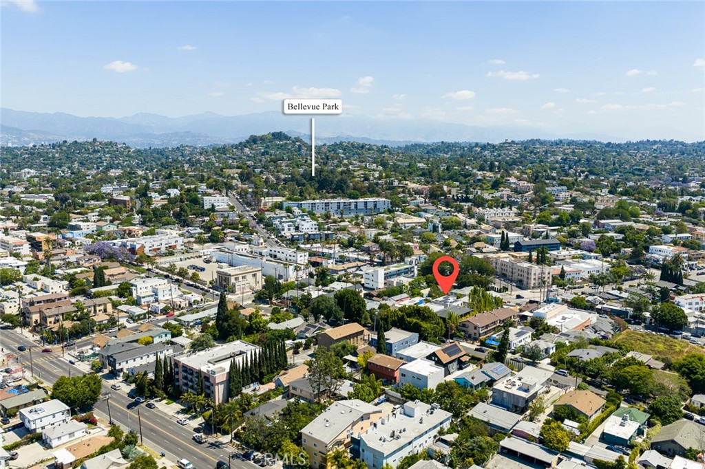 542 N Commonwealth