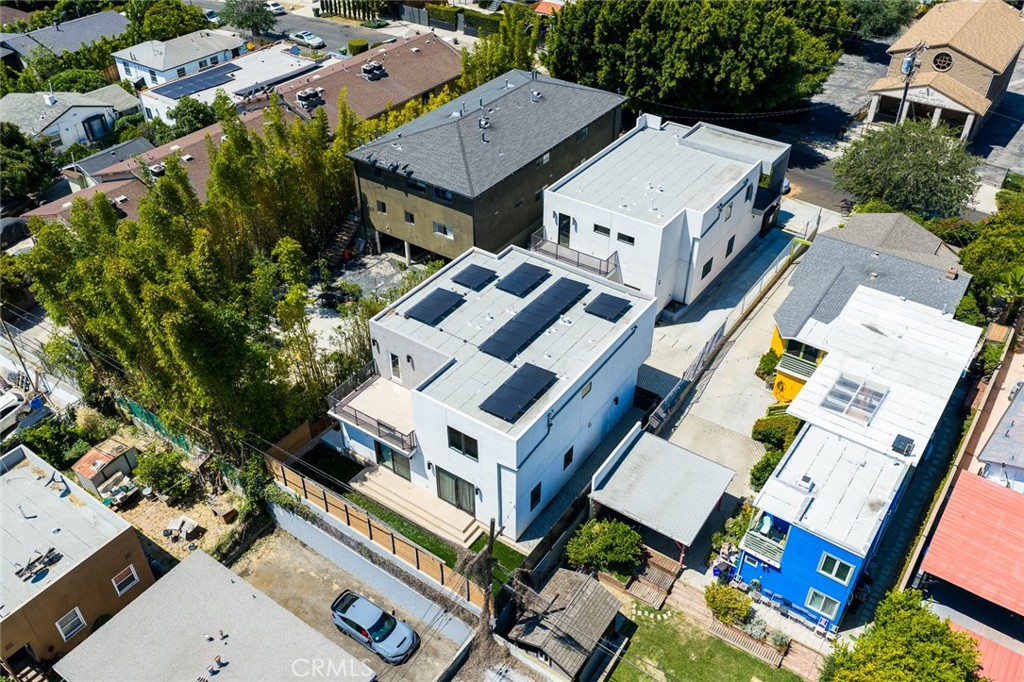 542 N Commonwealth