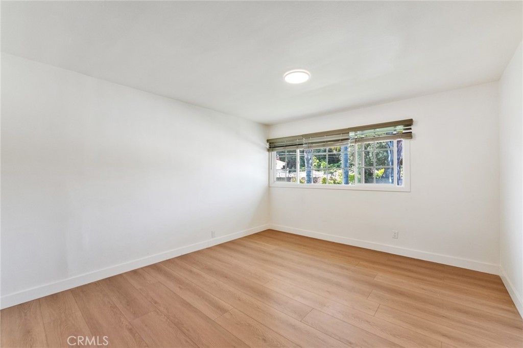 644 E Mountain View