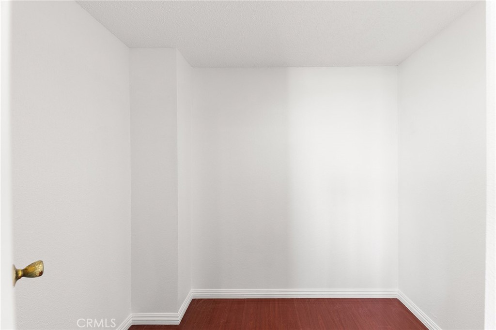516 N Moore Avenue F