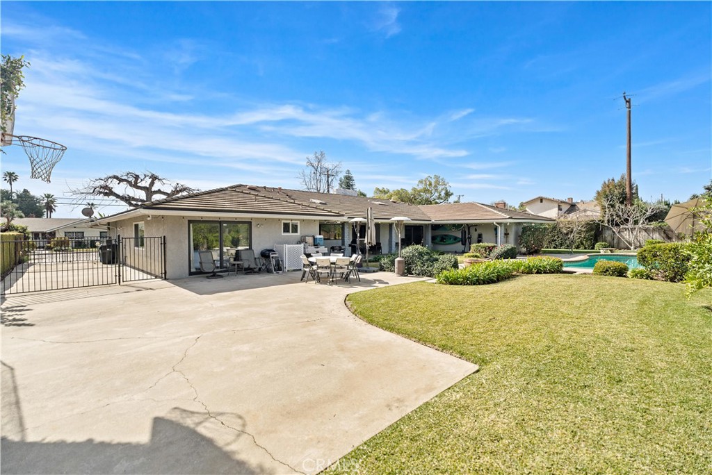 541 Rosemarie