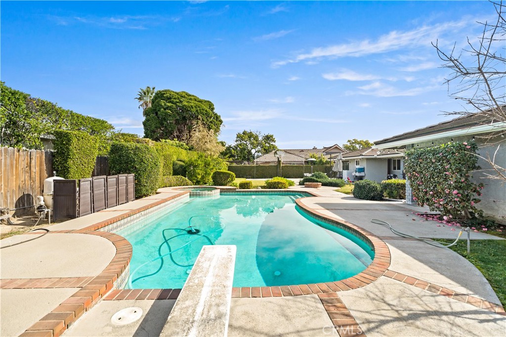 541 Rosemarie