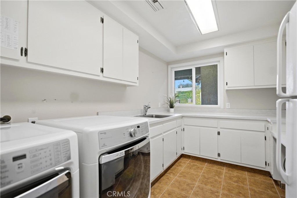 541 Rosemarie