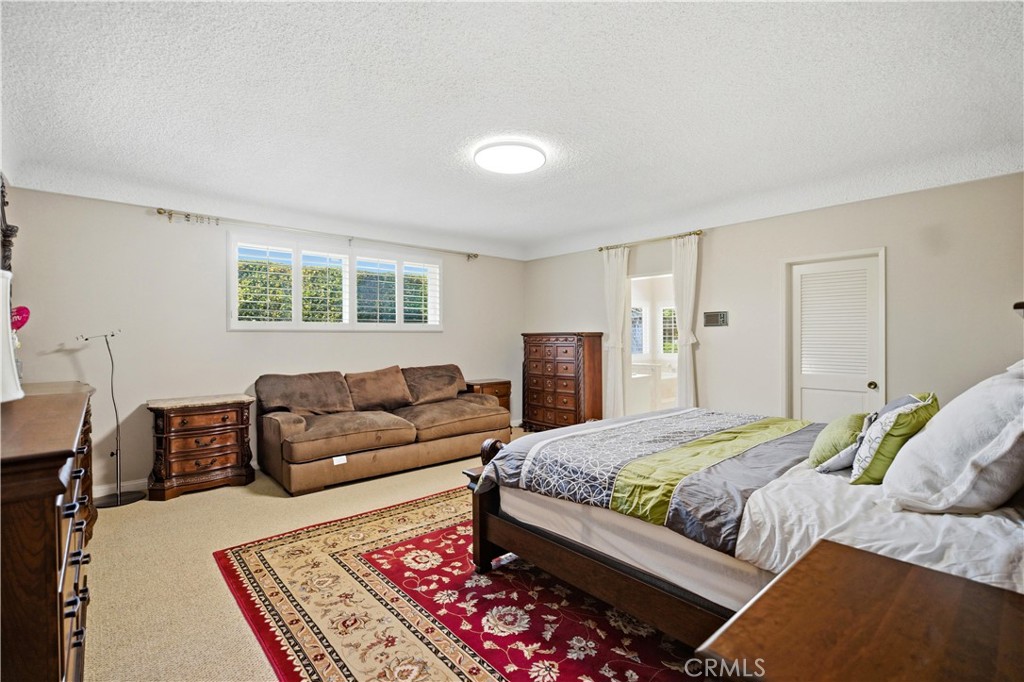 541 Rosemarie