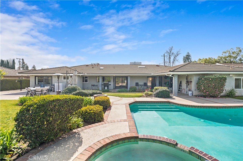 541 Rosemarie