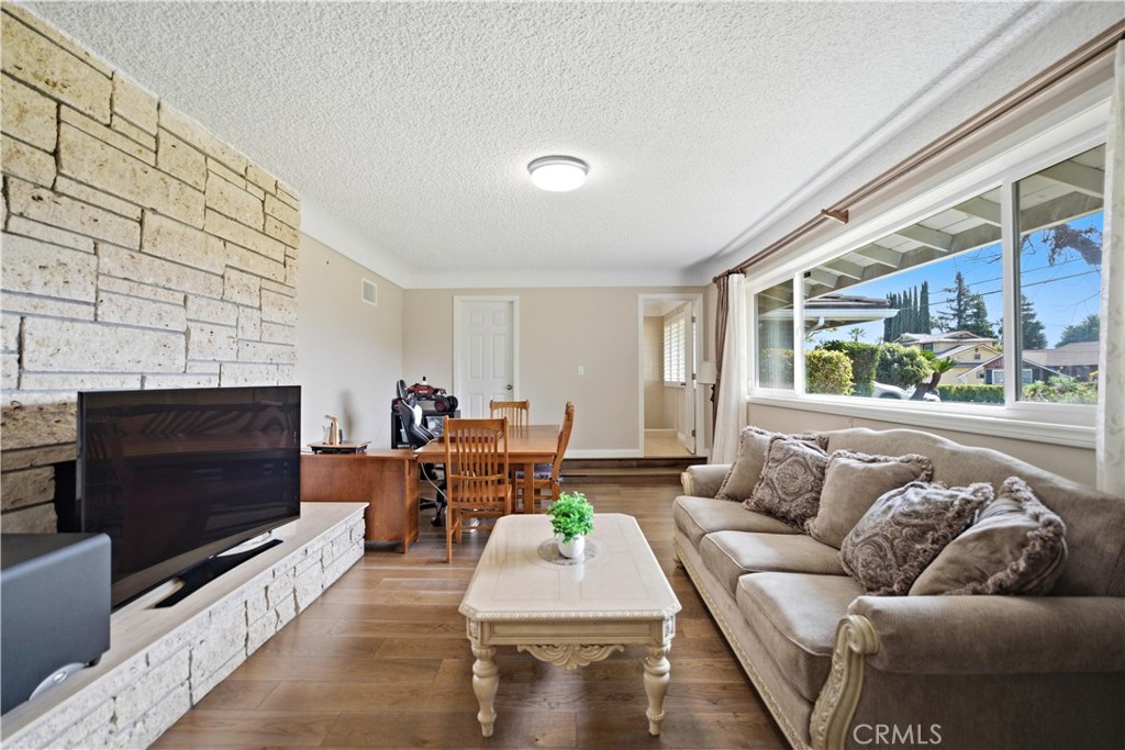 541 Rosemarie