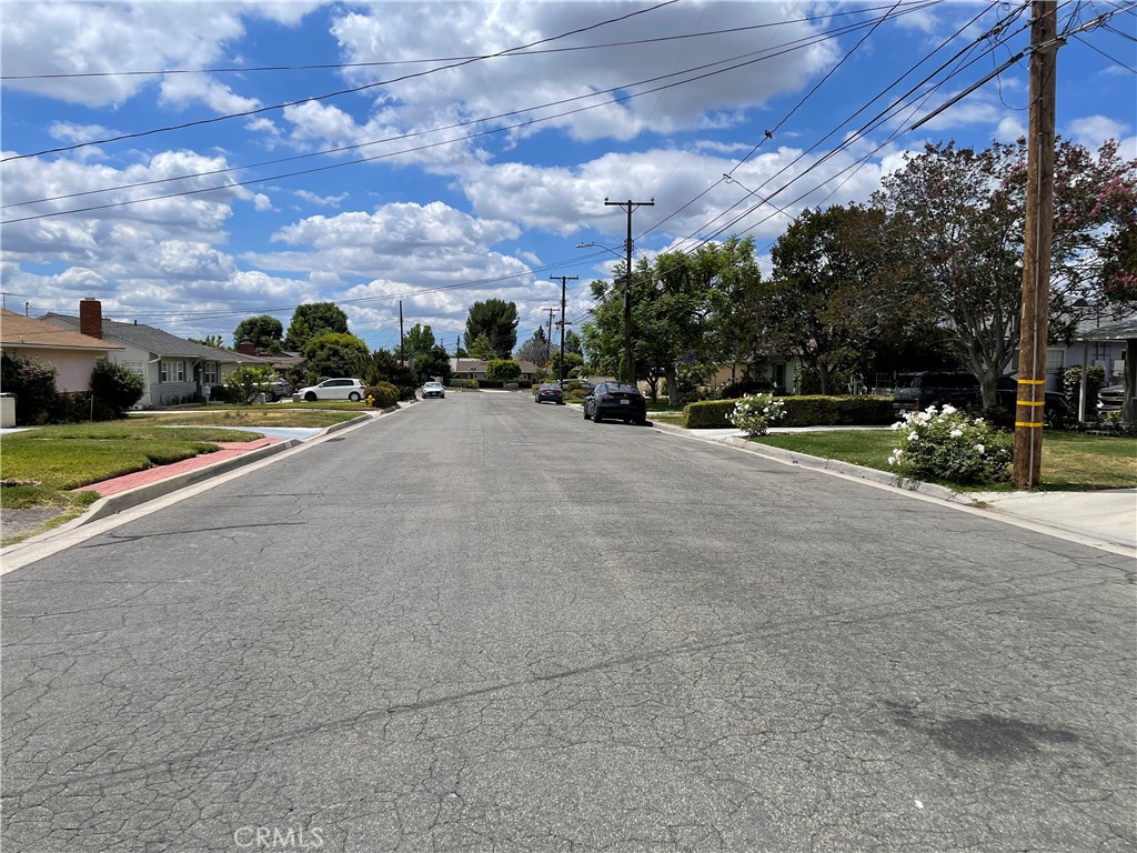 5648 Loma