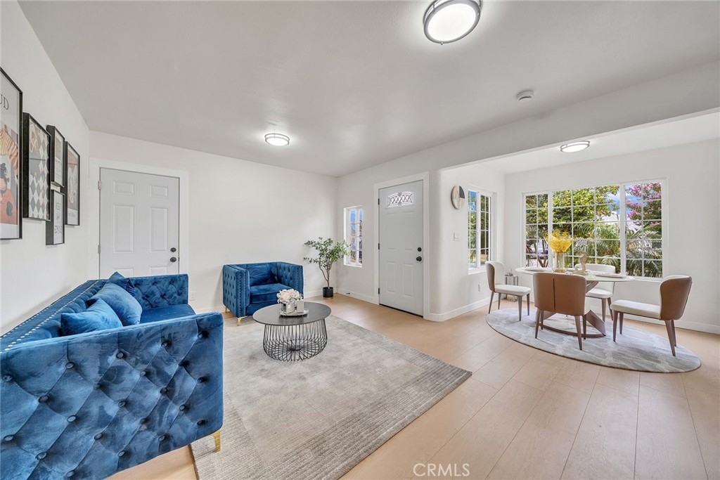 903 N Broadacres