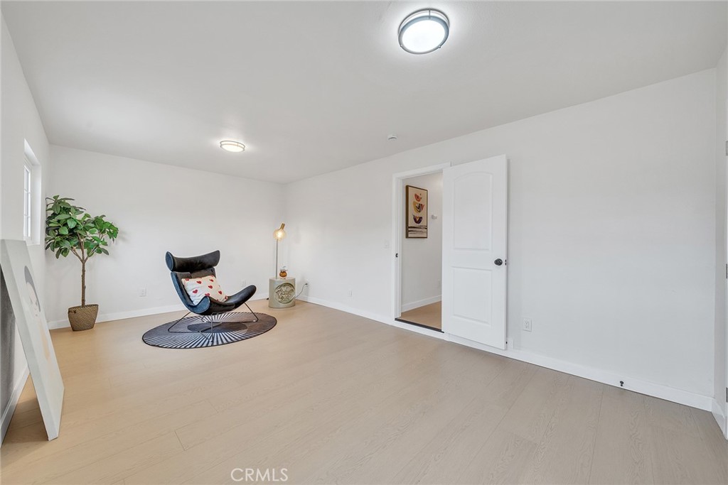 903 N Broadacres
