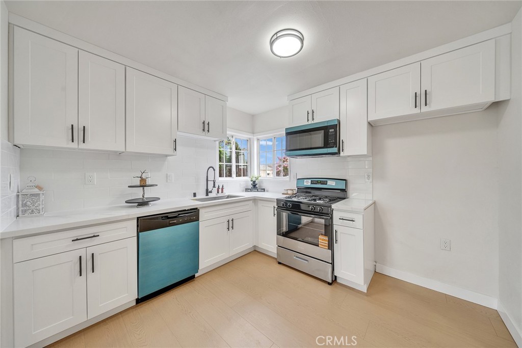 903 N Broadacres