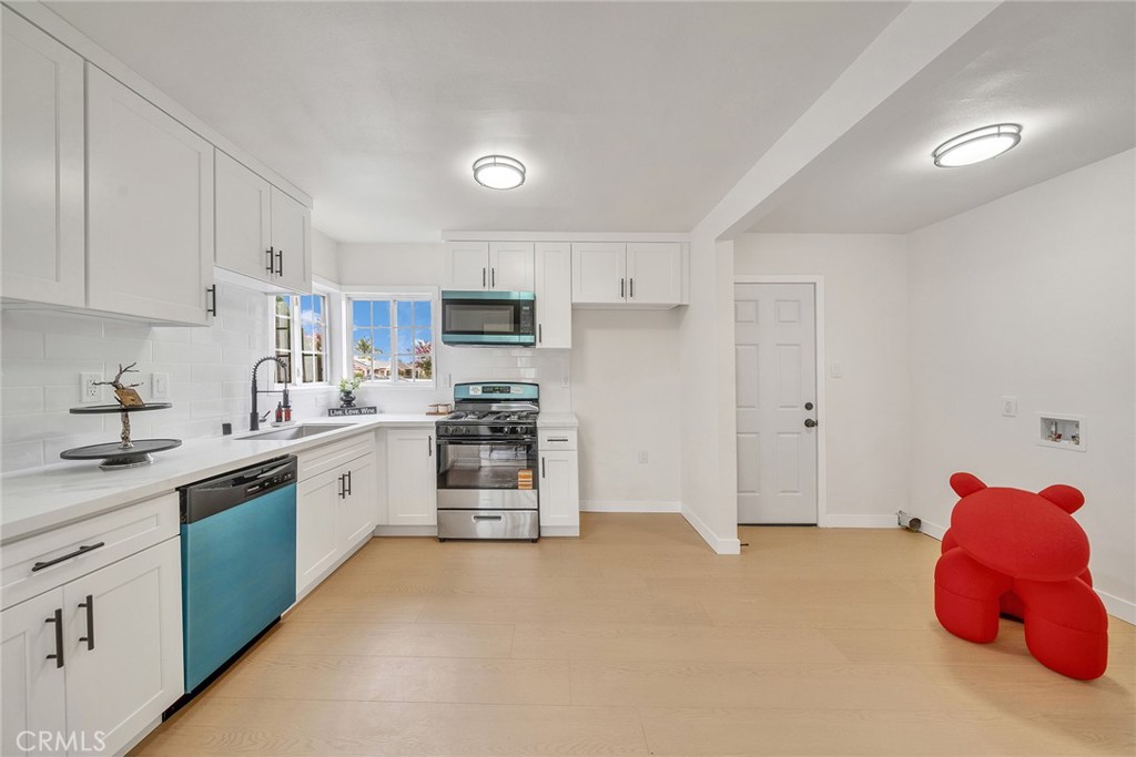 903 N Broadacres