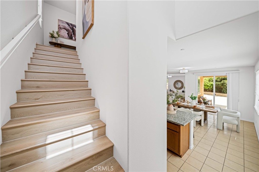 119 West Via Rua Flores