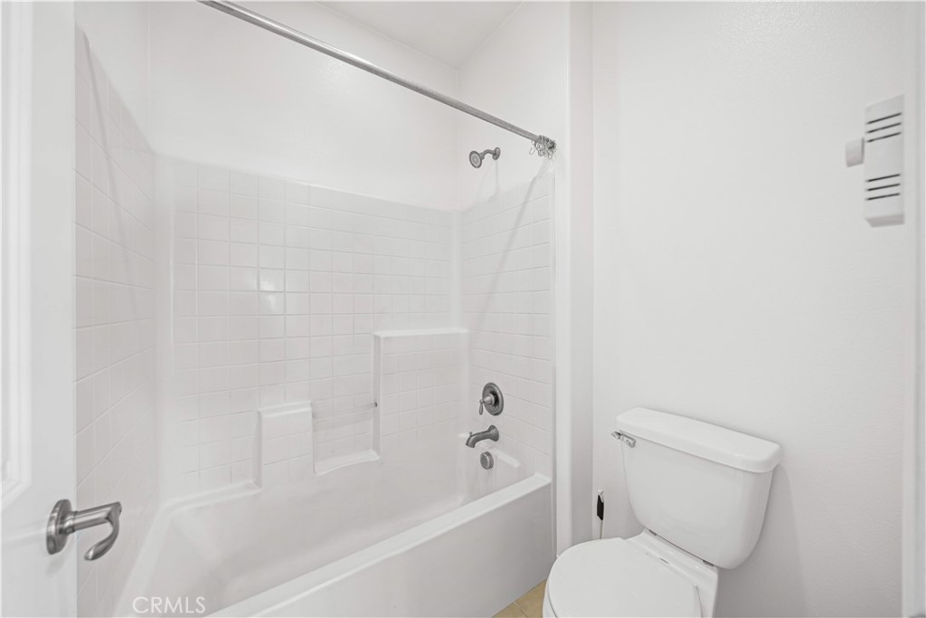 119 West Via Rua Flores