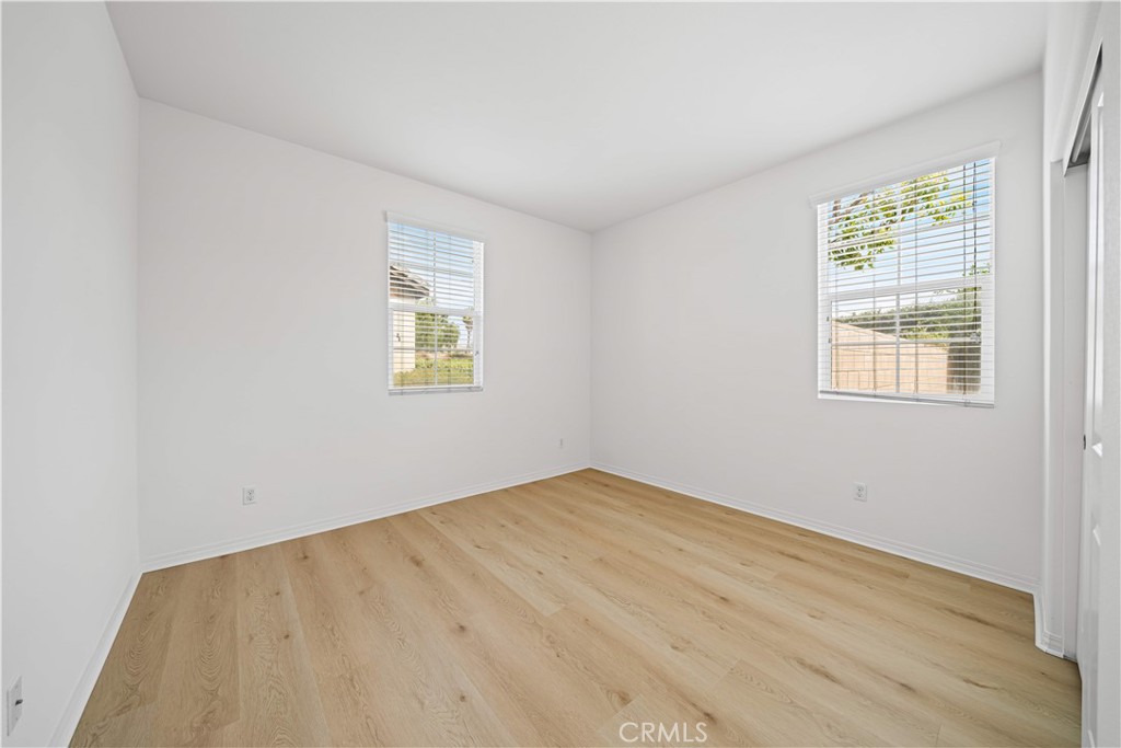 119 West Via Rua Flores