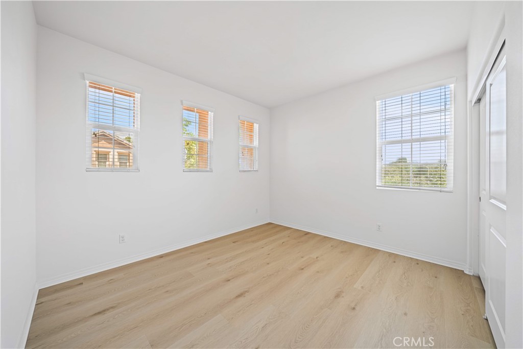 119 West Via Rua Flores