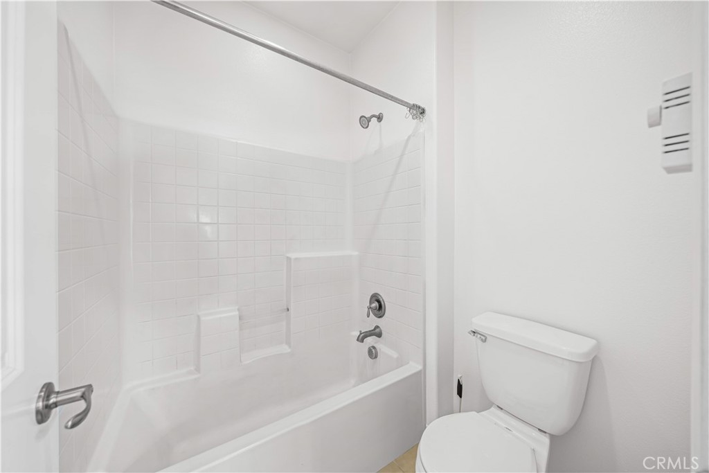 119 West Via Rua Flores