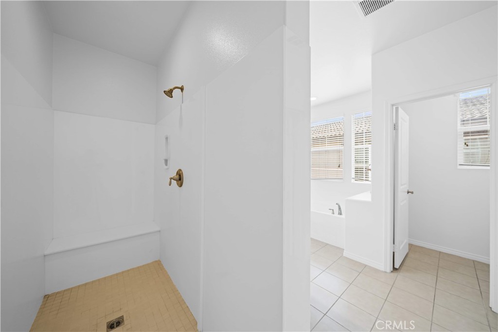 119 West Via Rua Flores