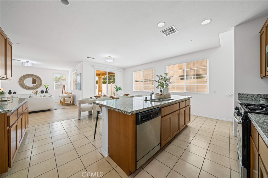 119 West Via Rua Flores