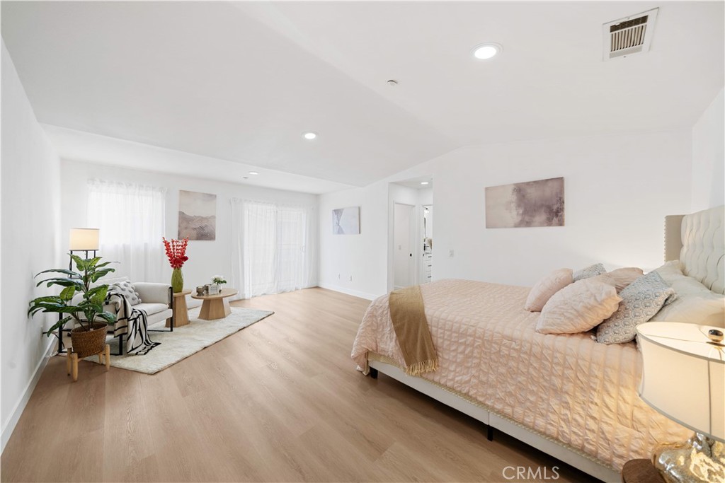 535 West D Street L