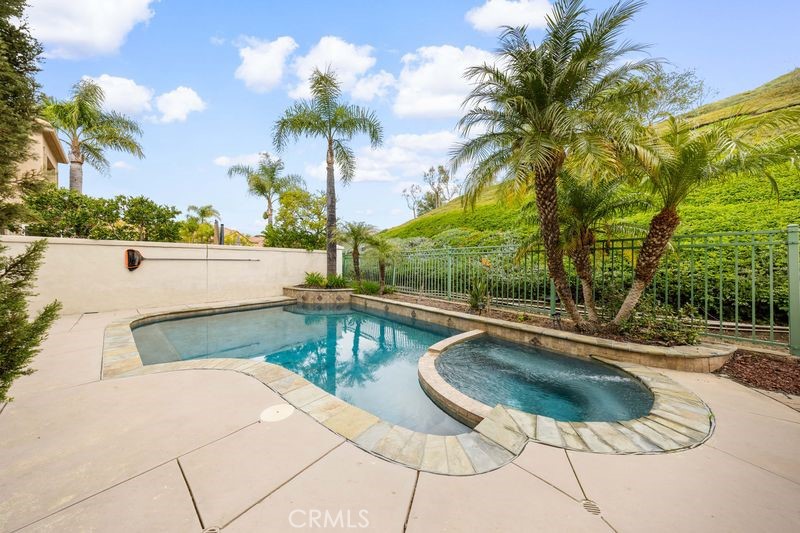 4 Glen Echo