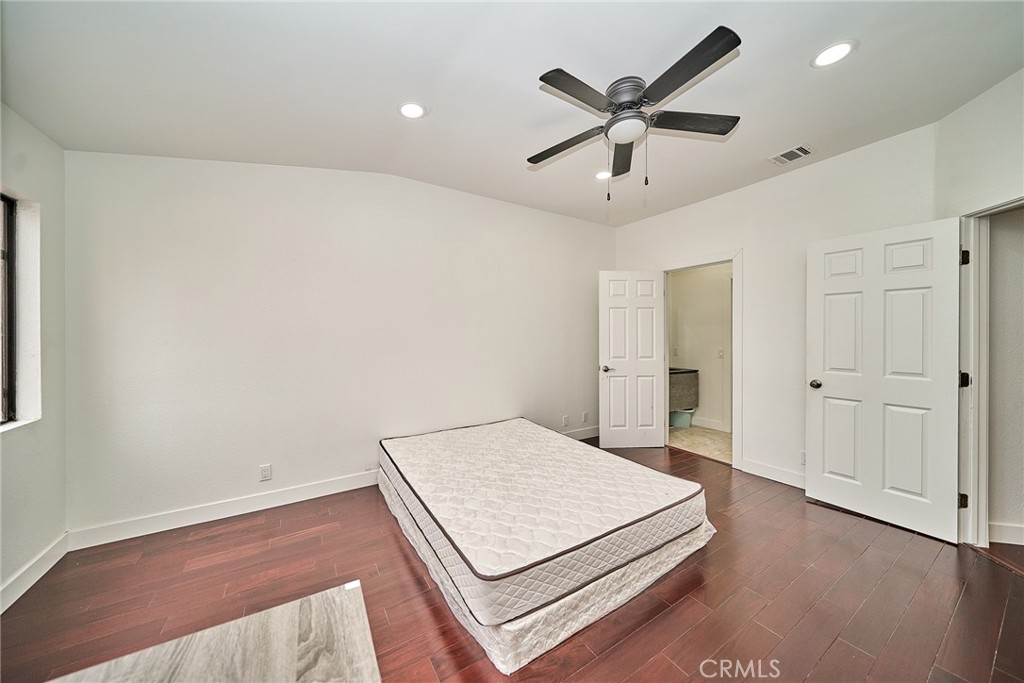 4900 N Grand 306