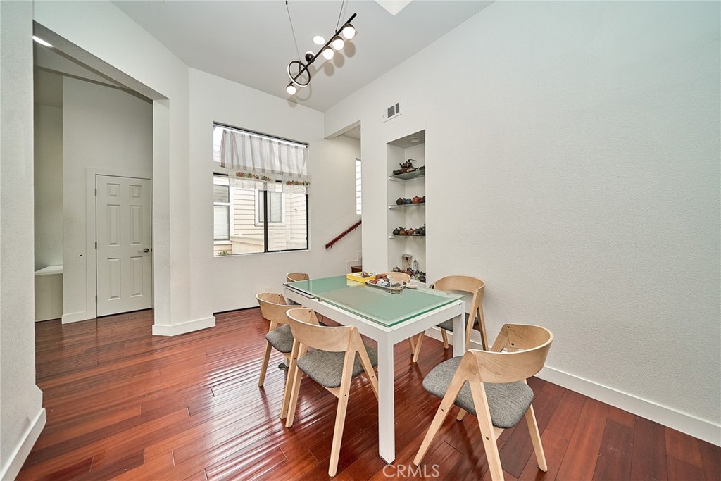 4900 N Grand 306
