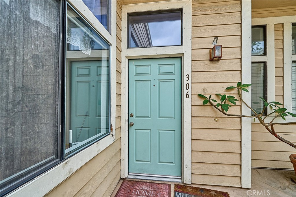 4900 N Grand 306