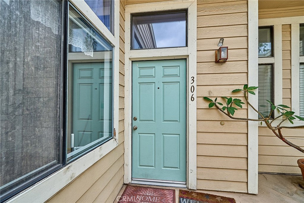 4900 N Grand 306